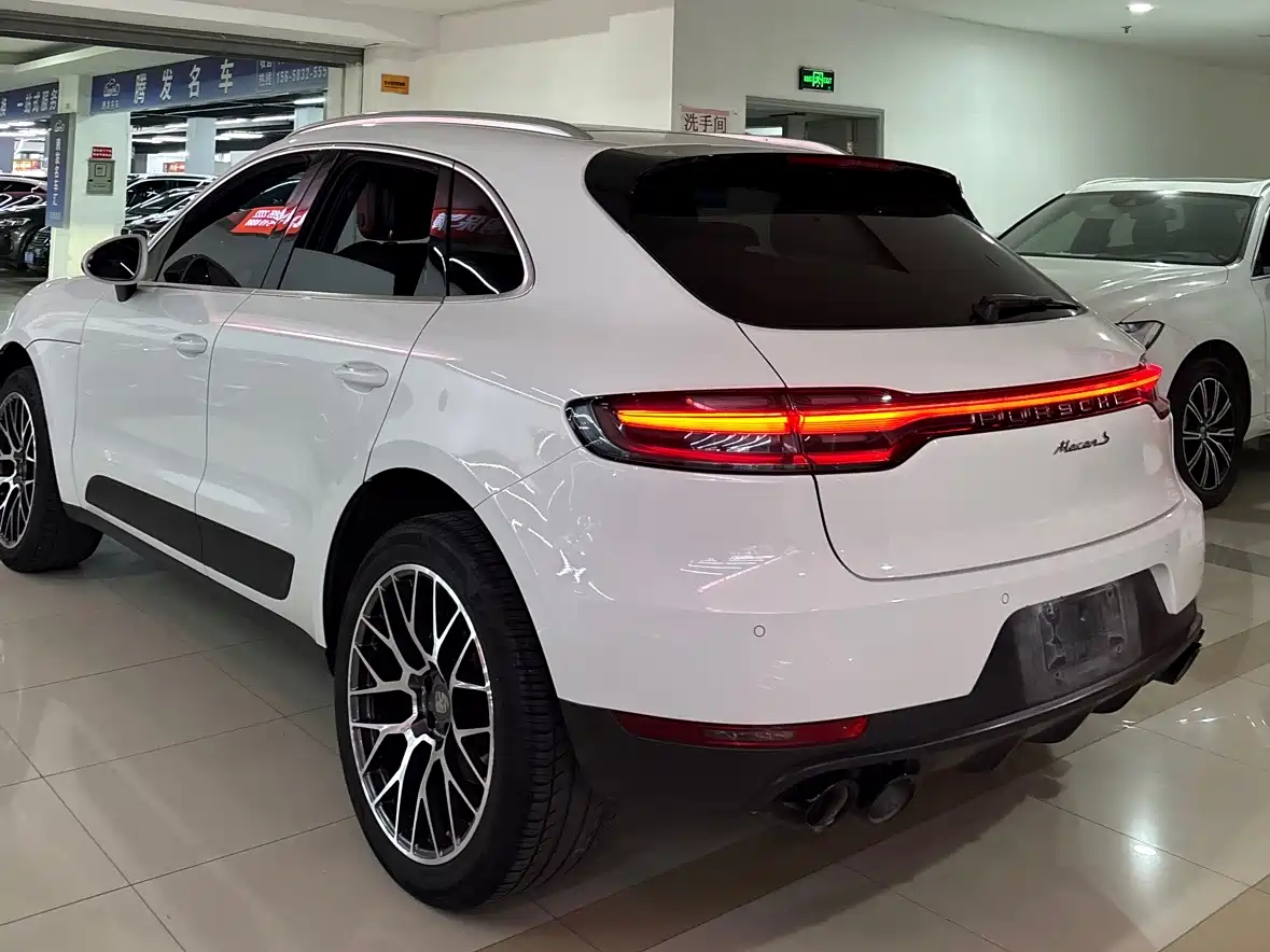Porsche Macan 2020 Macan 2.0T фото 9