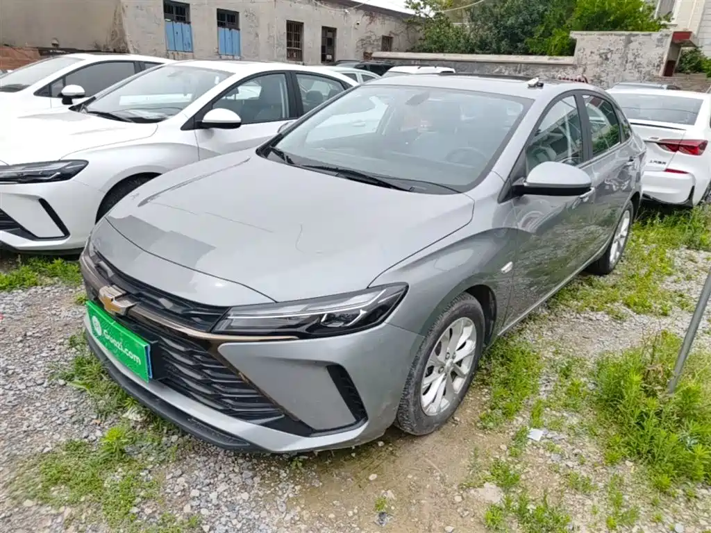 CHEVROLET CRUZE