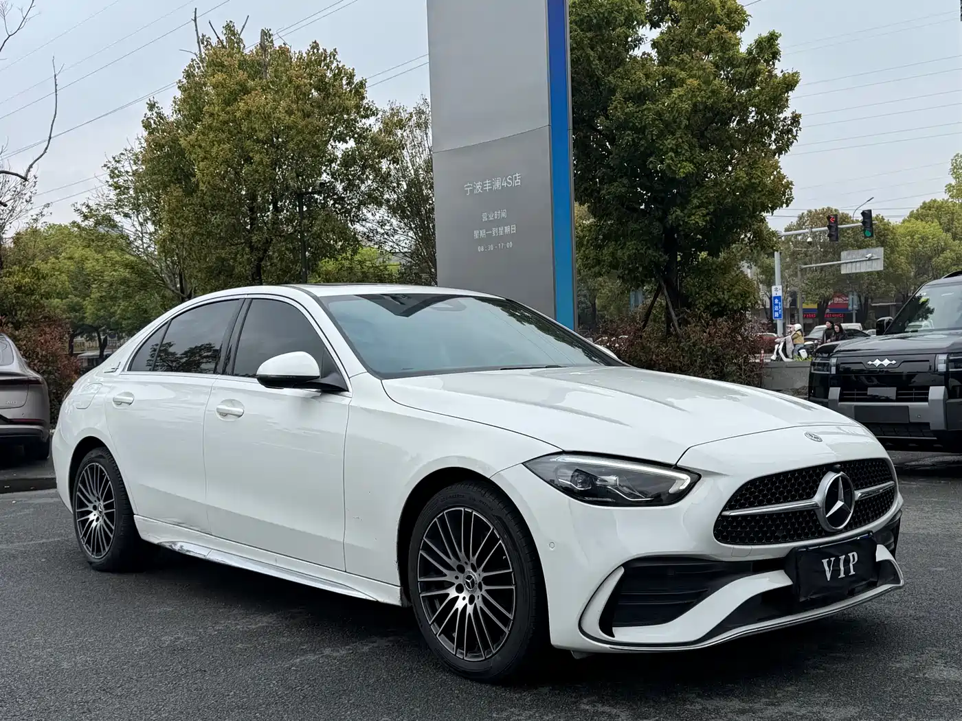 Mercedes-Benz C-Class 2023 C 200 L Sport фото 3