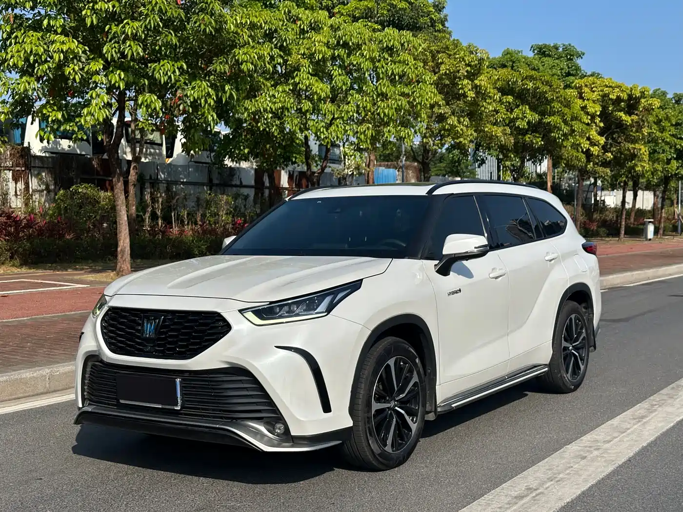 Toyota Crown Kluger 2022 2.5L HEV 4WD Luxury Edition