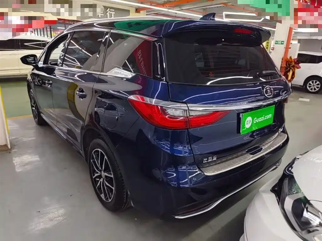 BYD Song MAX 2017 1.5T Auto Smart Connect Premium 7-seater фото 5