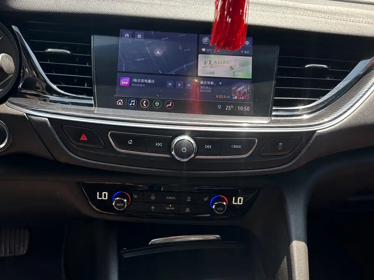 Buick Regal 2020 552T Luxury фото 16