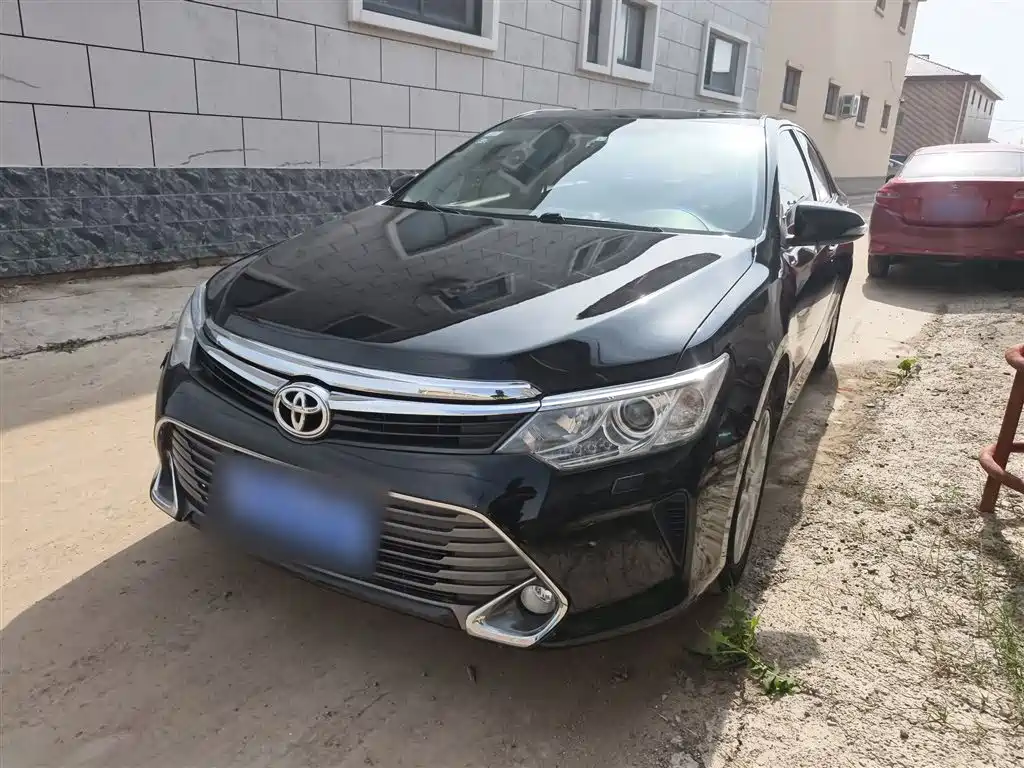 Toyota Camry 2015 2.5G Luxury Navigation Edition