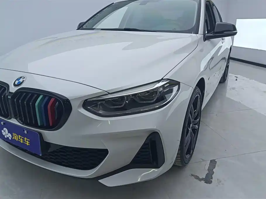 BMW 1 Series 2021 Facelift 125i M Sport Shadow Edition фото 5