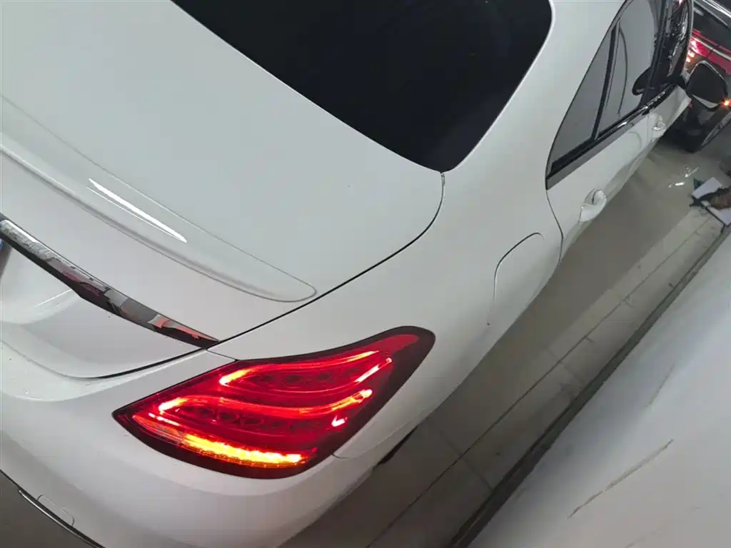 Mercedes-Benz C-Class 2017 Facelift C 200 Sport Edition фото 7
