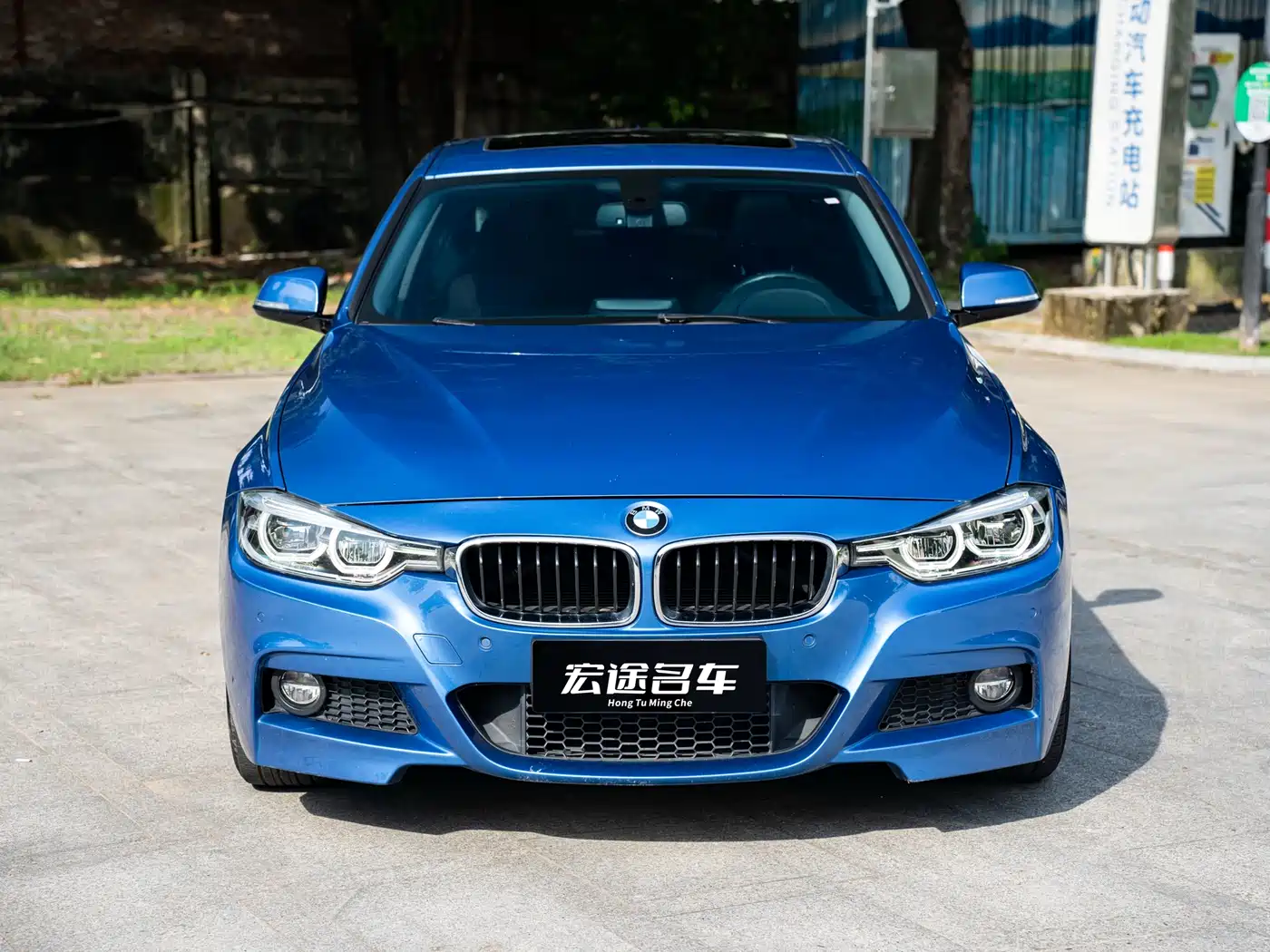 BMW 3 Series 2017 320Li M Sport фото 2