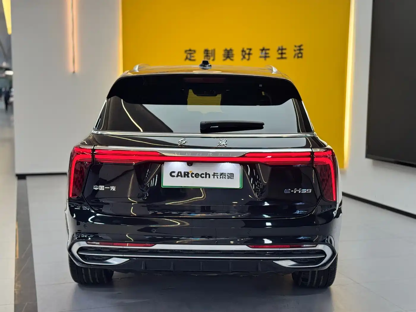 Hongqi E-HS9 2022 690km Qi Xiang Edition (6-seater) фото 6