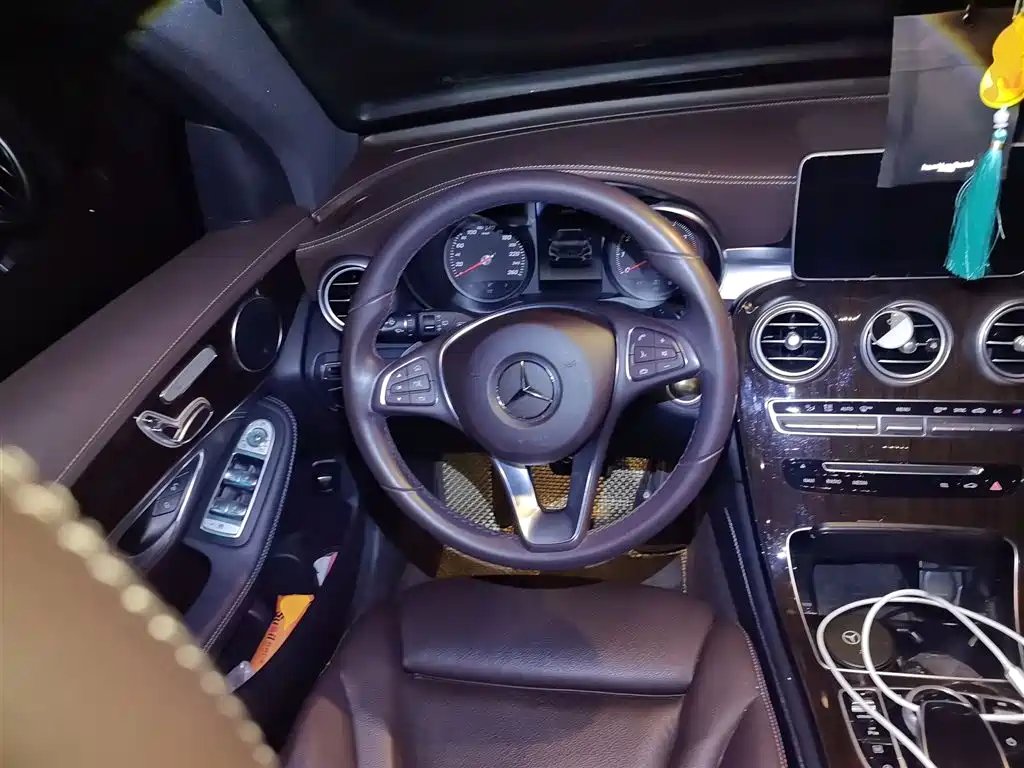 Mercedes-Benz GLC 2019 GLC 260 L 4MATIC Dynamic фото 7