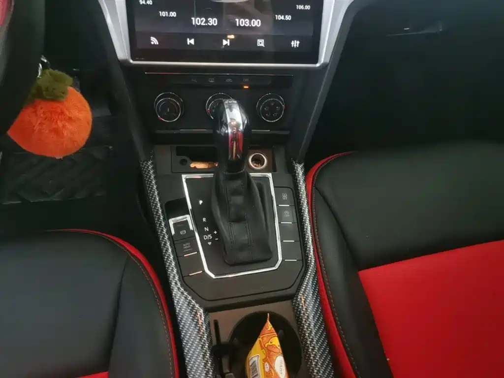 Volkswagen Lamando 2017 230TSI DSG Trend Edition фото 14