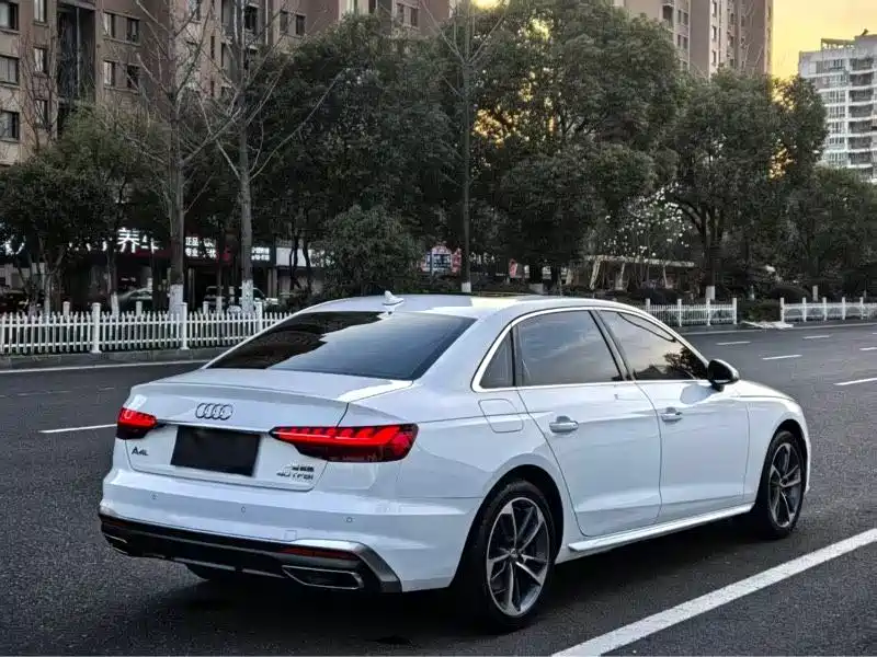 Audi A4L 2020 40 TFSI Fashion Dynamic Edition фото 7
