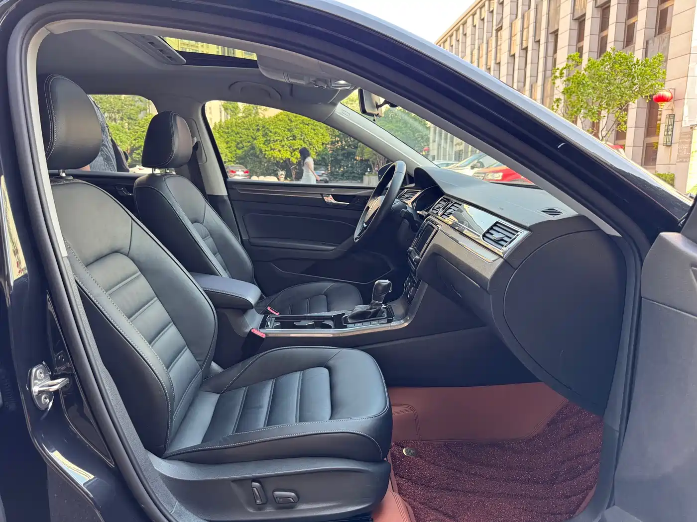 Volkswagen Passat 2017 330TSI DSG Prestige фото 28