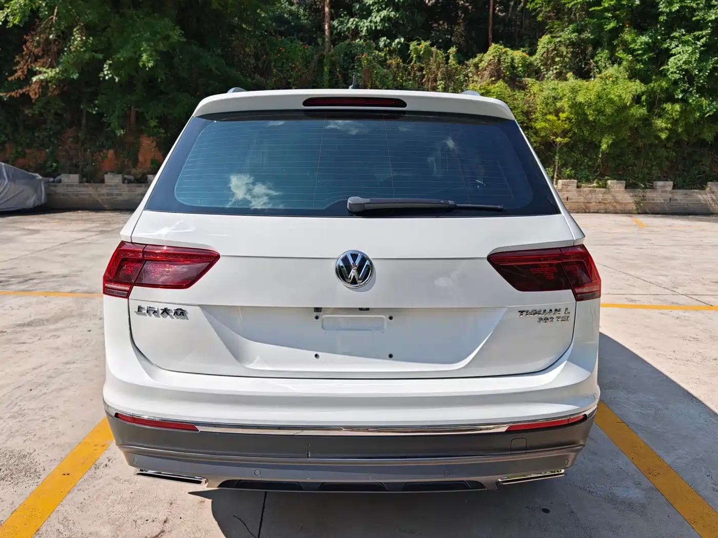 Volkswagen Tiguan L 2017 380TSI Automatic 4WD Luxury Edition фото 8