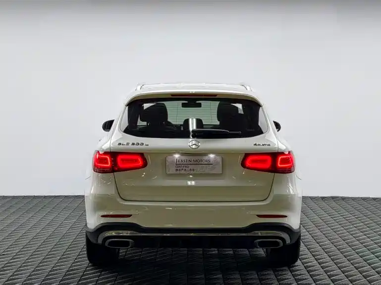 Mercedes-Benz GLC 2022 Facelift GLC 300 L 4MATIC Dynamic Collector's Edition фото 5