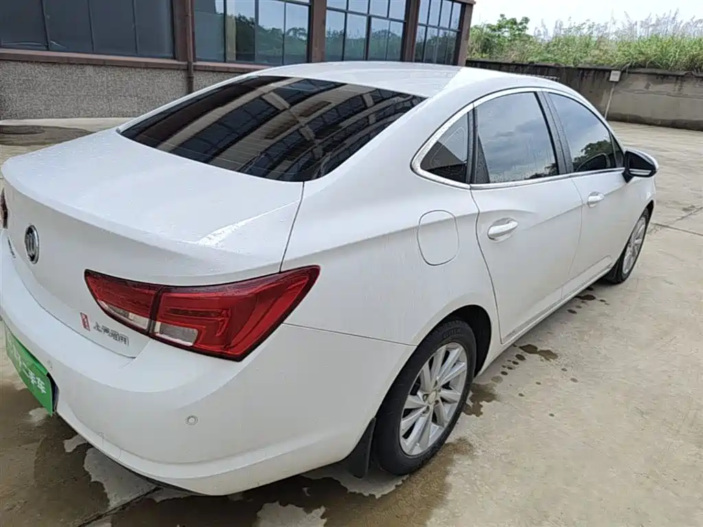 Buick Verano 2018 Sedan 15S Automatic Leading фото 7