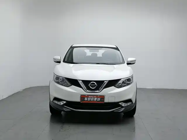 Nissan Qashqai 2016 2.0L CVT Elite Edition — фото 3