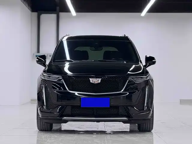 Cadillac XT6 28T, 6 мест, полный привод, Люкс