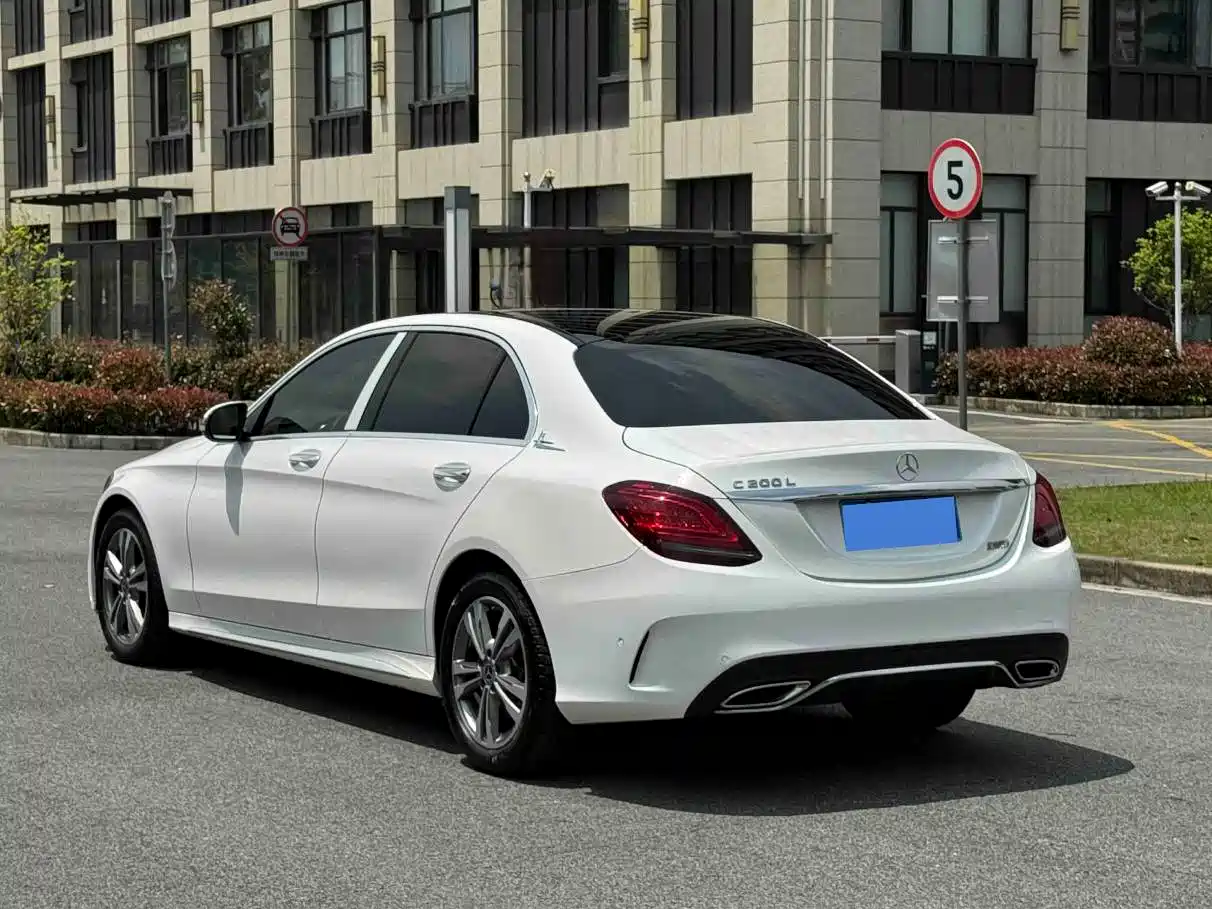 Mercedes-Benz C-Class 2021 C 200 L Fashion Sport Edition фото 6