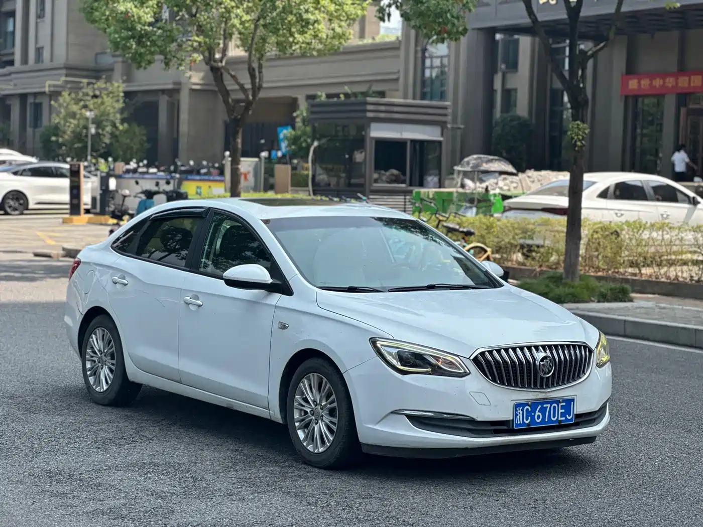 Фото 3 - Buick Excelle