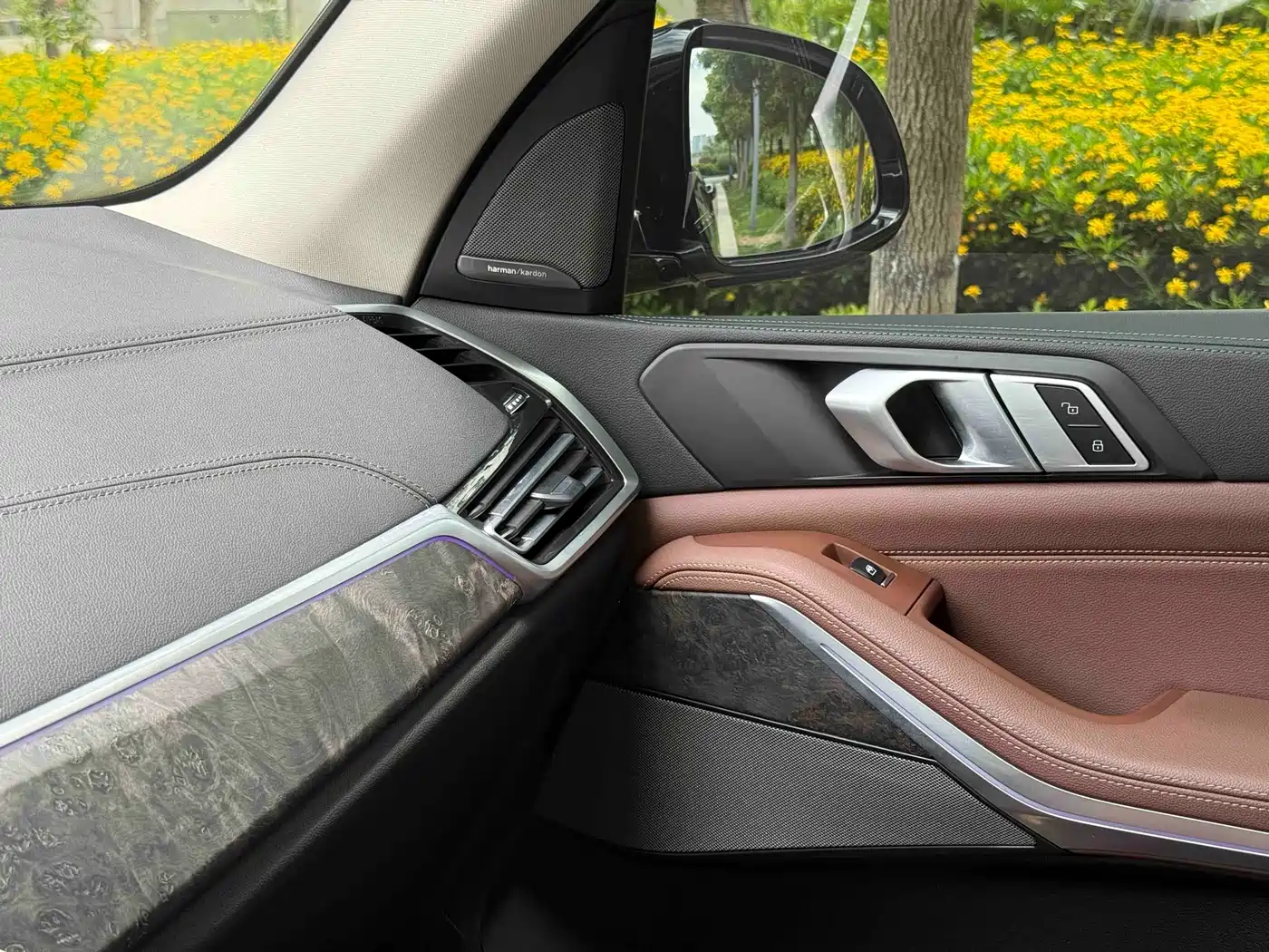 BMW X5 (Import) 2021 xDrive40i M Sport Package фото 22