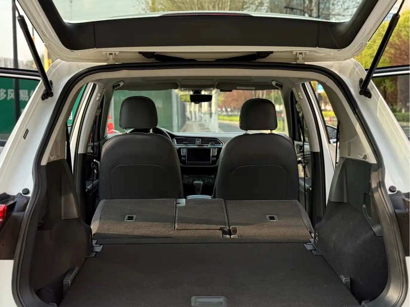 Volkswagen Tiguan L 2018 330TSI Automatic 2WD Luxury Edition фото 18