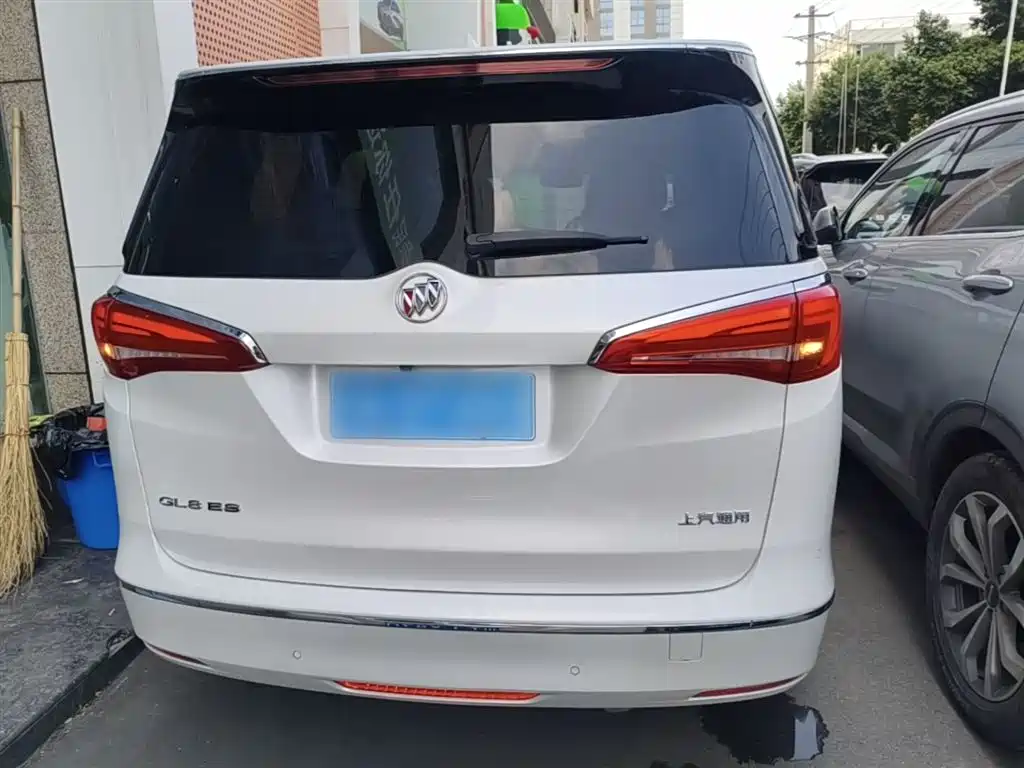 Buick GL8 2017 ES 28T Flagship China V фото 6