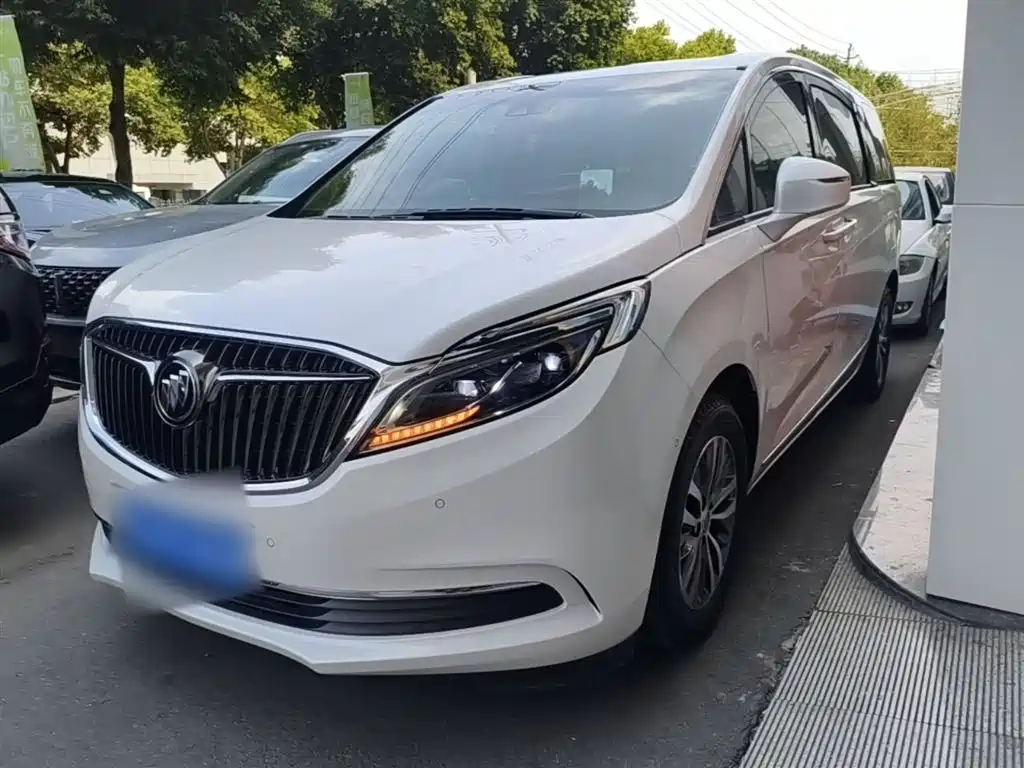 Buick GL8 2017 ES 28T Flagship China V