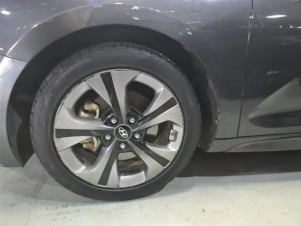 Hyundai Fista 2019 280TGDi Smart Speed Edition China VI фото 23