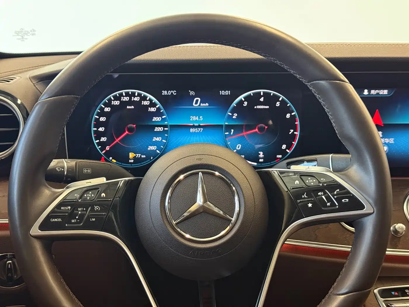 Mercedes-Benz E-Class 2022 E 260 L фото 16
