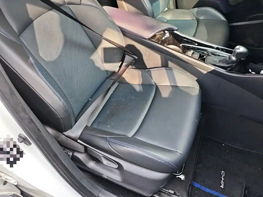 Toyota C-HR 2021 2020 Model 2.0L Leading