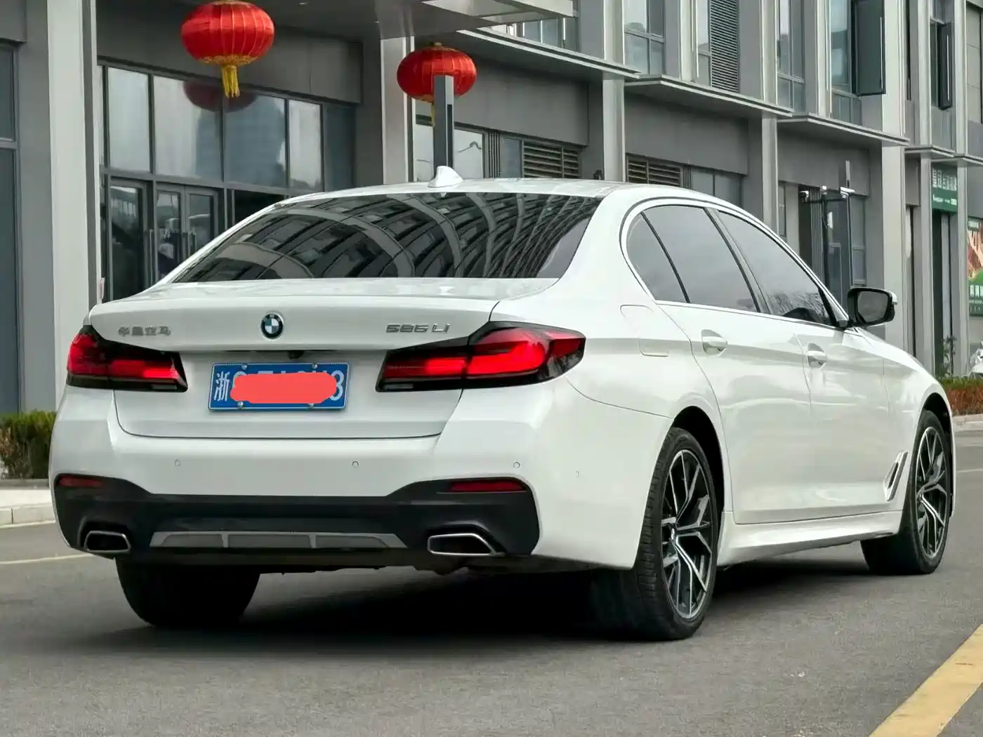 BMW 5 Series 2022 525Li M Sport Package фото 9