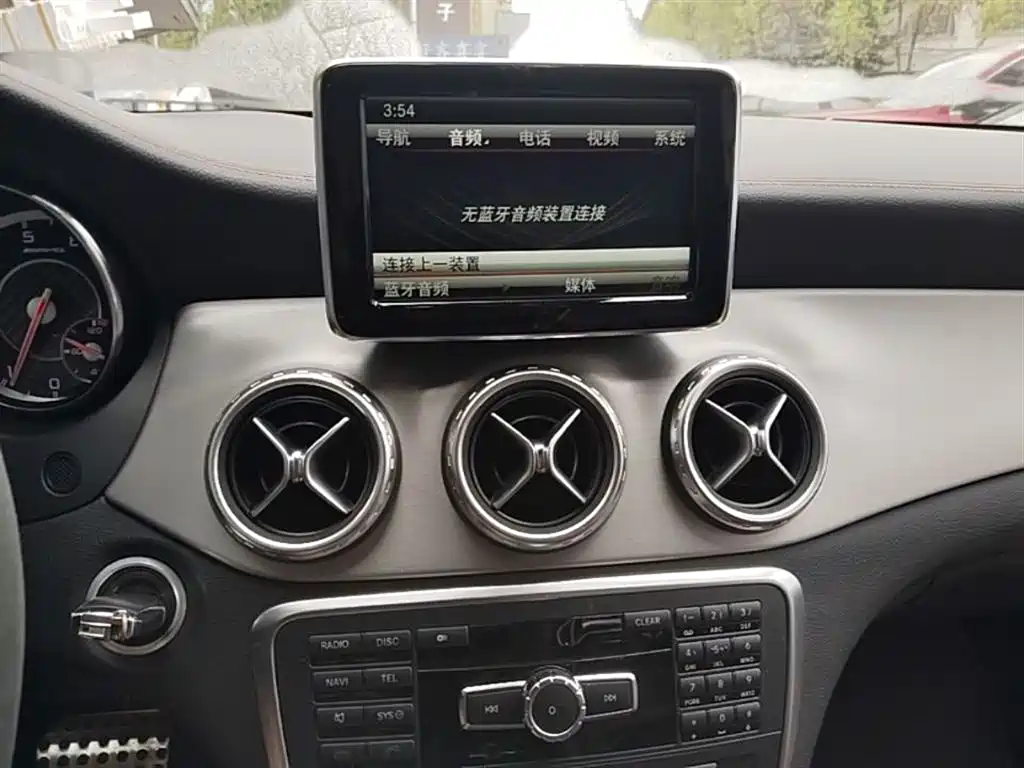 Mercedes-Benz GLA AMG 2015 AMG GLA 45 4MATIC фото 13