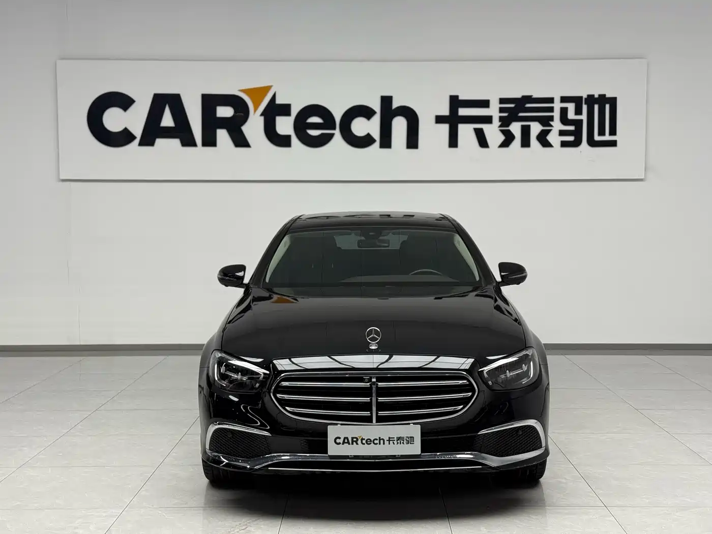 Mercedes-Benz E-Class 2022 Second Facelift E 300 L Luxury фото 2