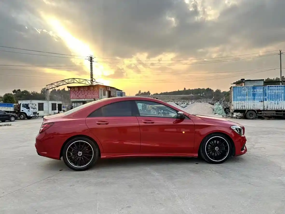 Mercedes-Benz CLA (Import) 2017 CLA 260 4MATIC фото 10
