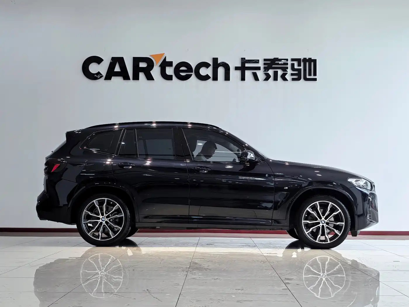 BMW X3 2023 xDrive30i Leading M Night Package фото 4