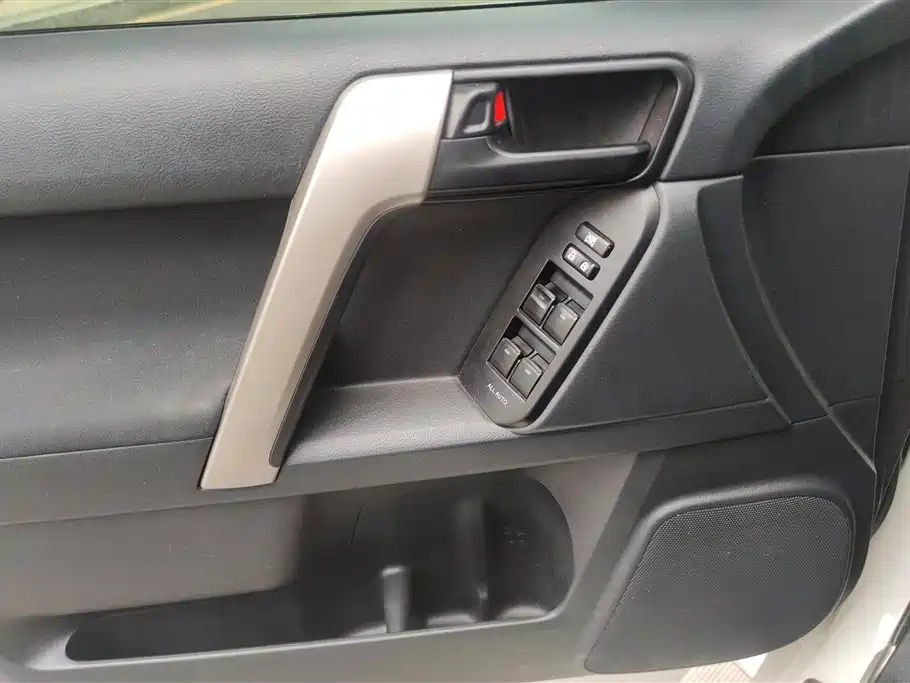 Toyota Prado 2016 2.7L Auto Standard Edition фото 7