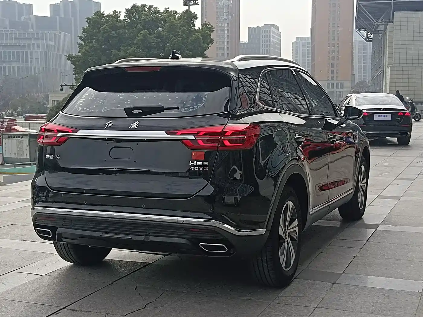 Hongqi HS5 2019 2.0T Smart Connect Enjoy Edition фото 8