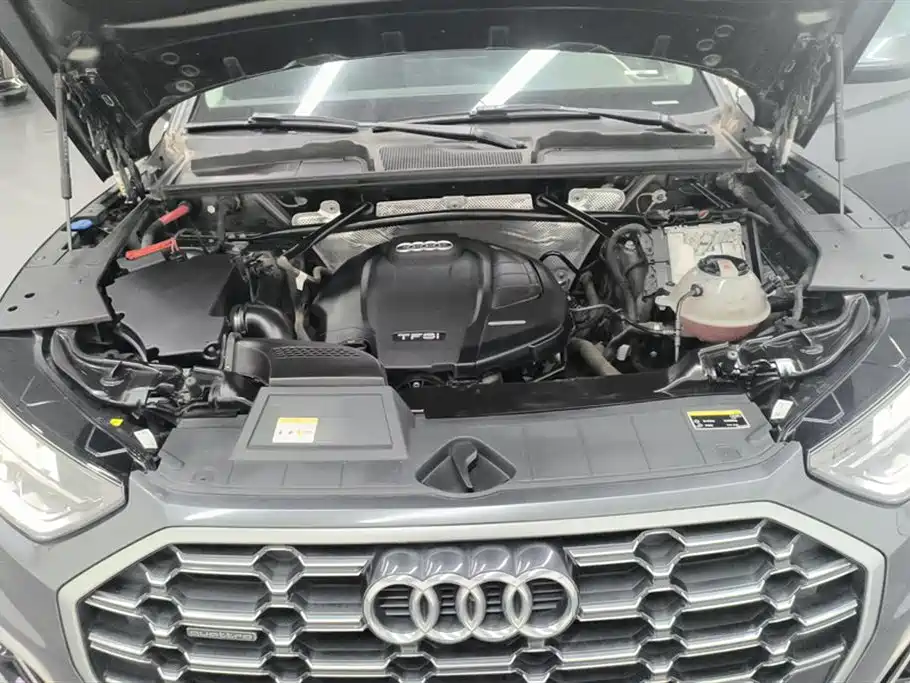Audi Q5L 2022 45T Luxury Dynamic фото 10