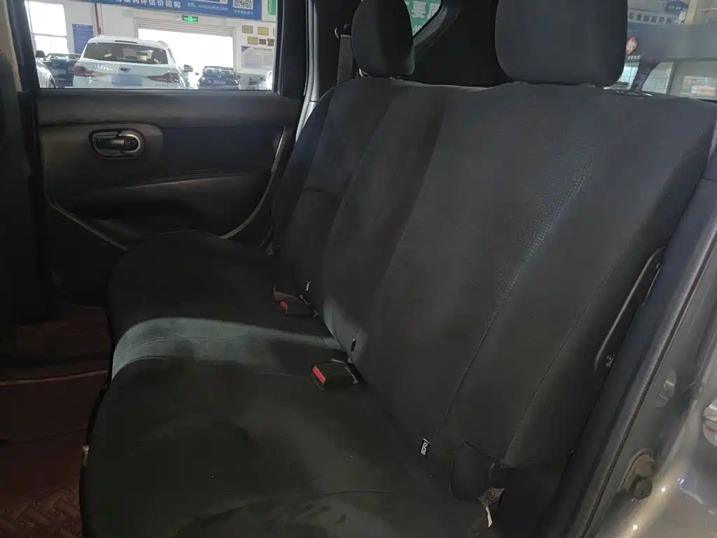 Nissan Livina 2018 2015 1.6XE CVT Comfort Edition