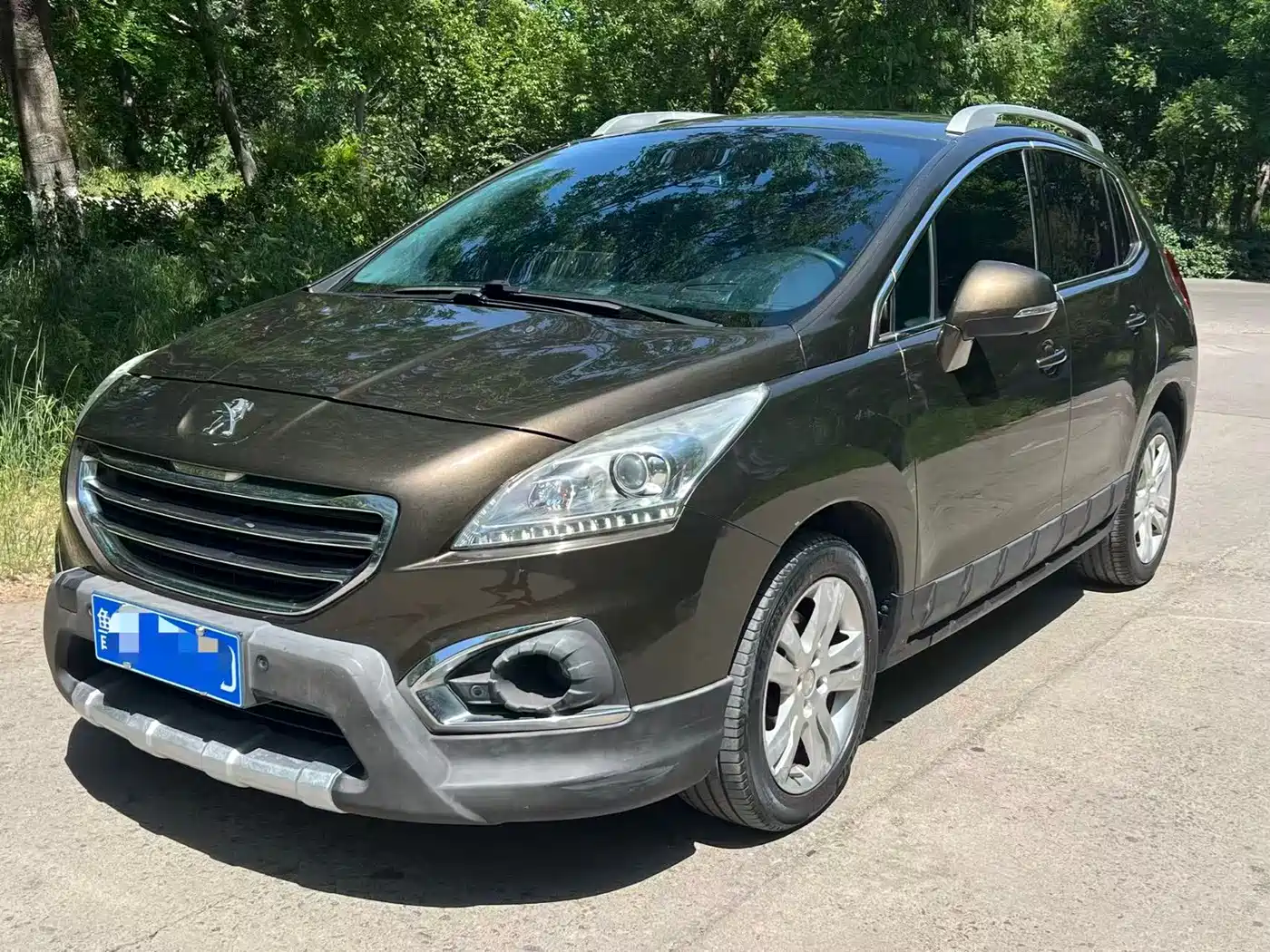 Peugeot 3008 2014 1.6THP Roland Garros Edition