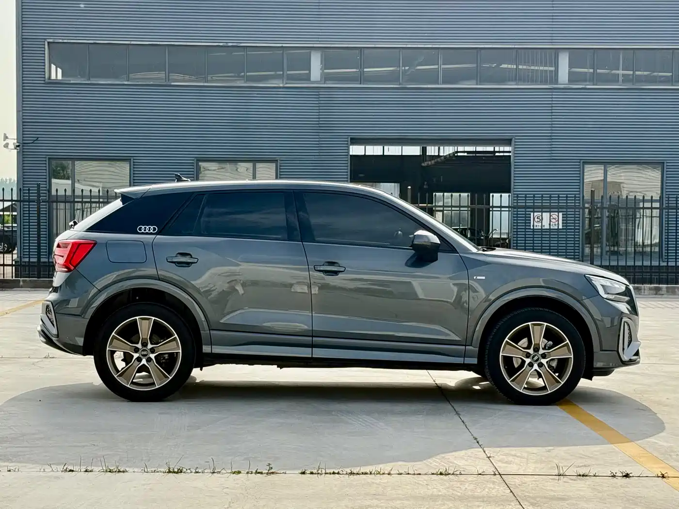 Audi Q2L 2022 35 TFSI Fashion Dynamic фото 4