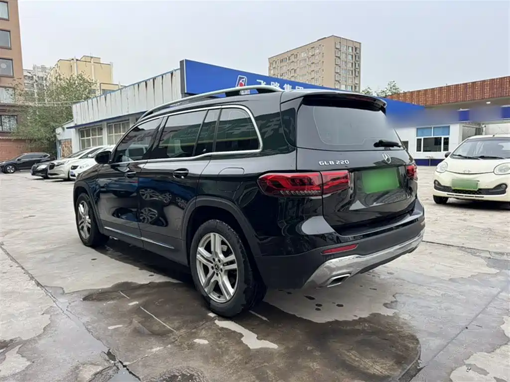Mercedes-Benz GLB 2023 Facelift GLB 200 Dynamic фото 9