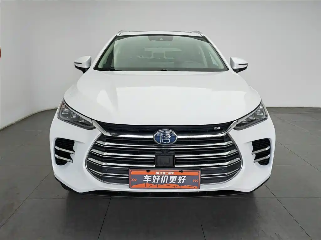 BYD Tang New Energy 2018 DM 2.0T AWD Smart Connection Enjoy Edition 7-Seater China V фото 3