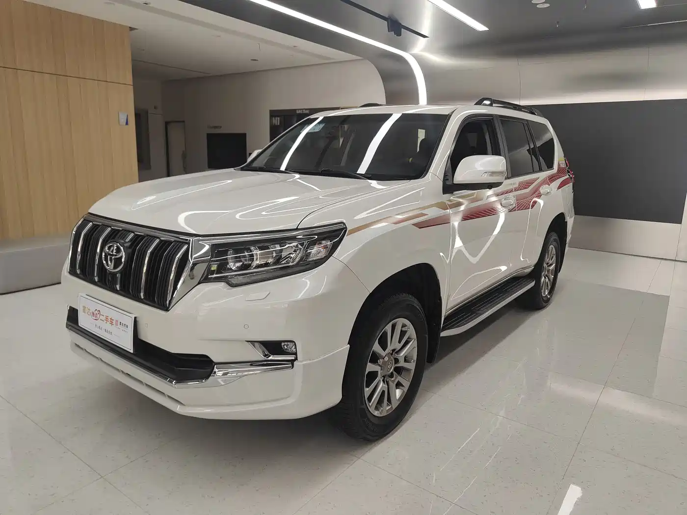 Toyota Prado 2019 3.5L Automatic TX-L Zunxiang Edition with Rear-mounted Spare Tire