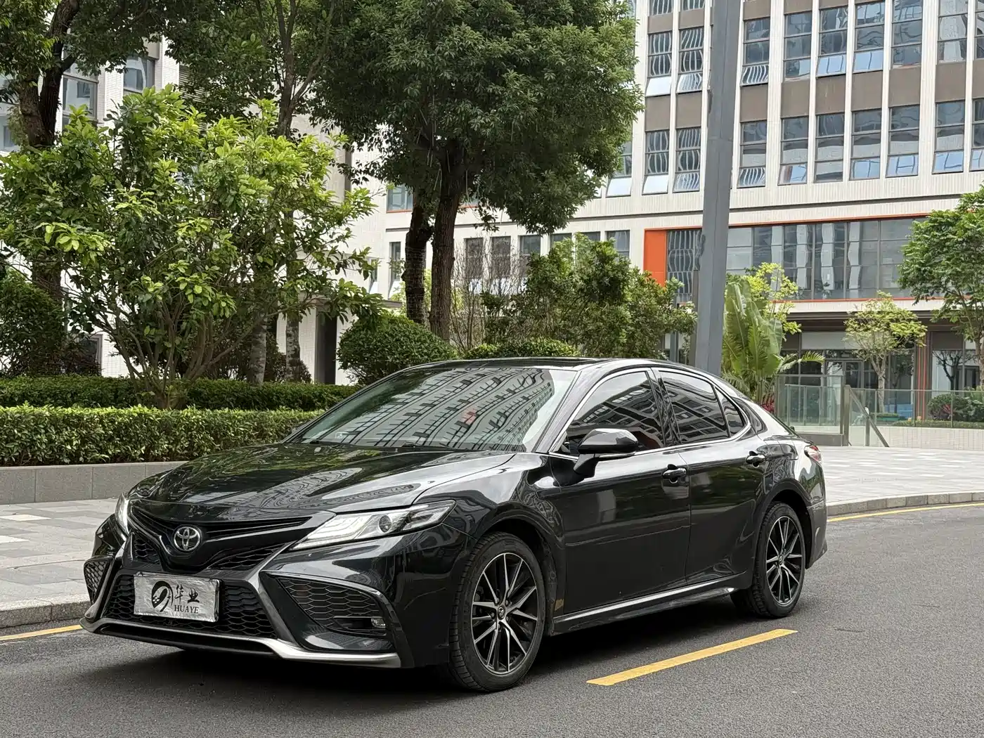 Toyota Camry 2021 2.5S Feng Shang Edition
