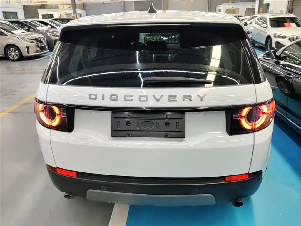 Land Rover Discovery Sport 2018 240PS SE Edition фото 6