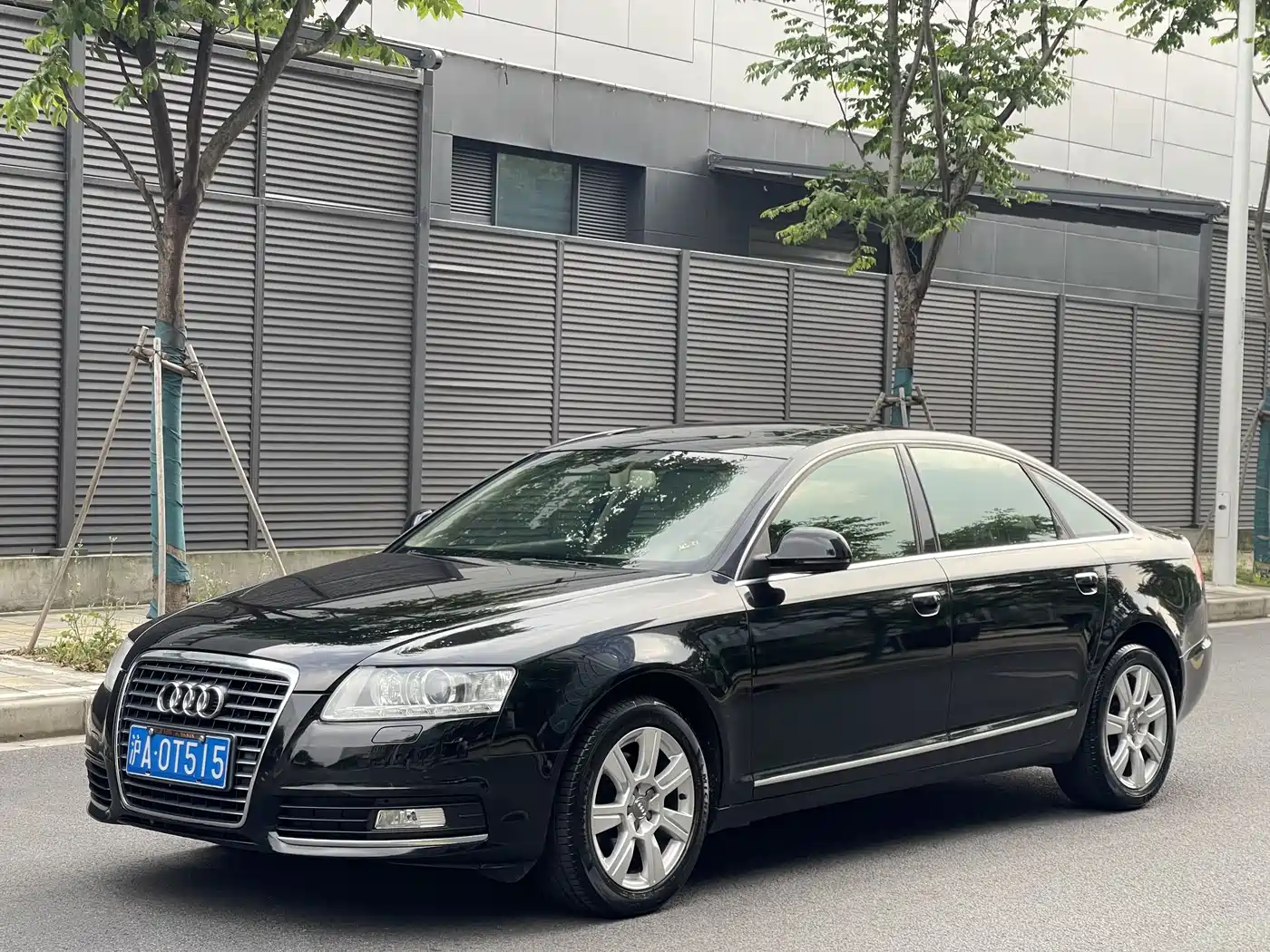 Audi A6L 2011 Model 2.4L Luxury