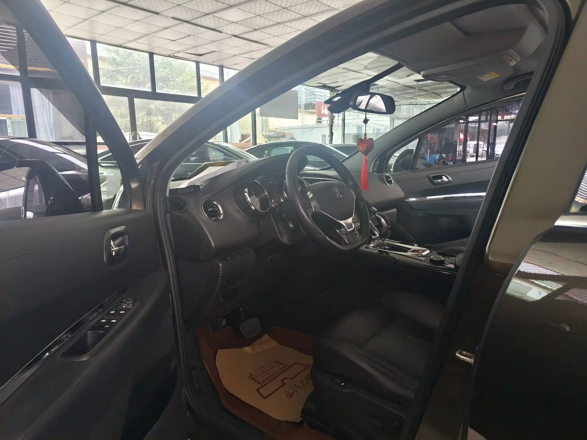 Photo 11 - Peugeot 3008