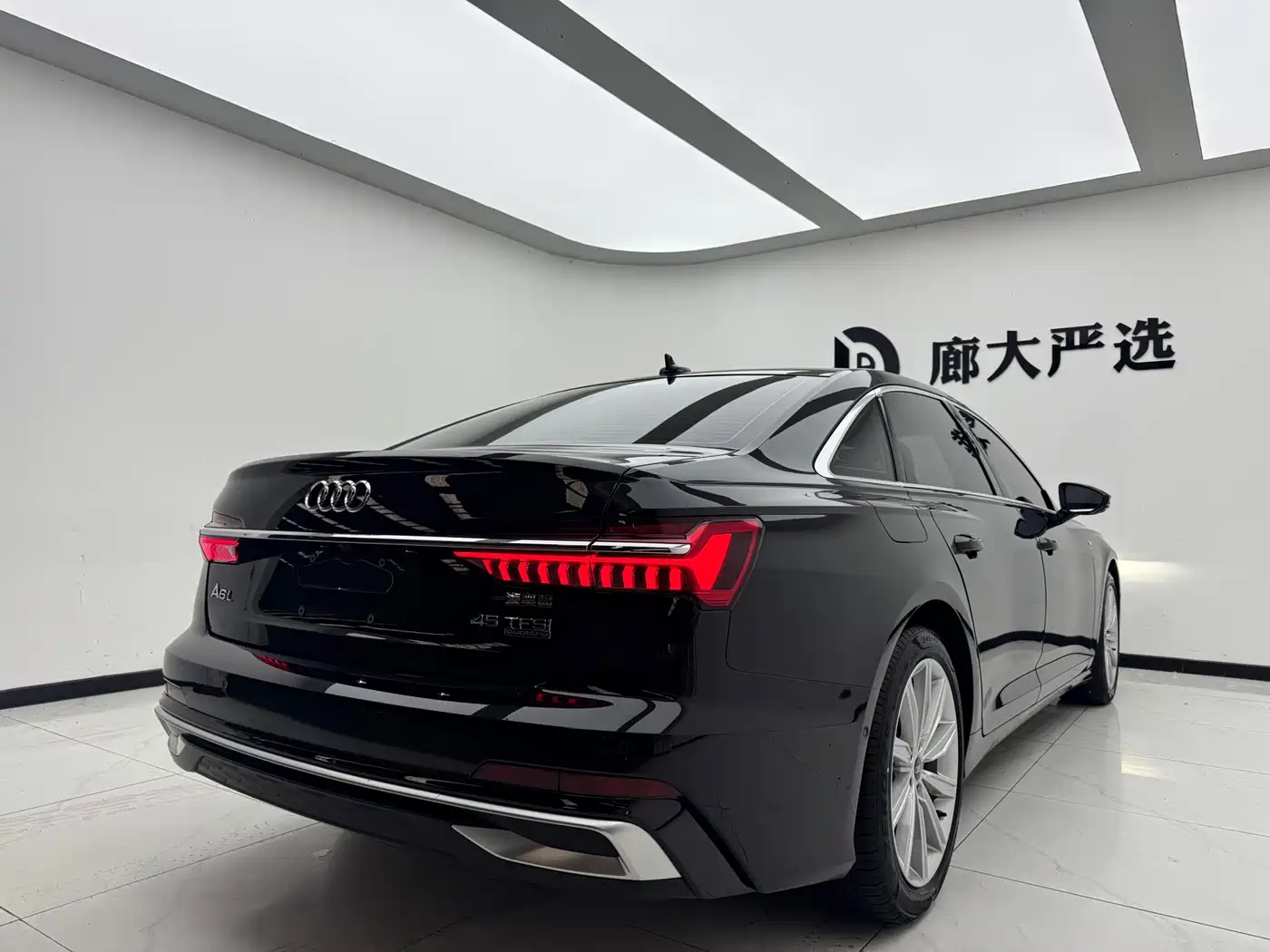 Audi A6L 2023 45 TFSI Premium Selection Dynamic фото 6