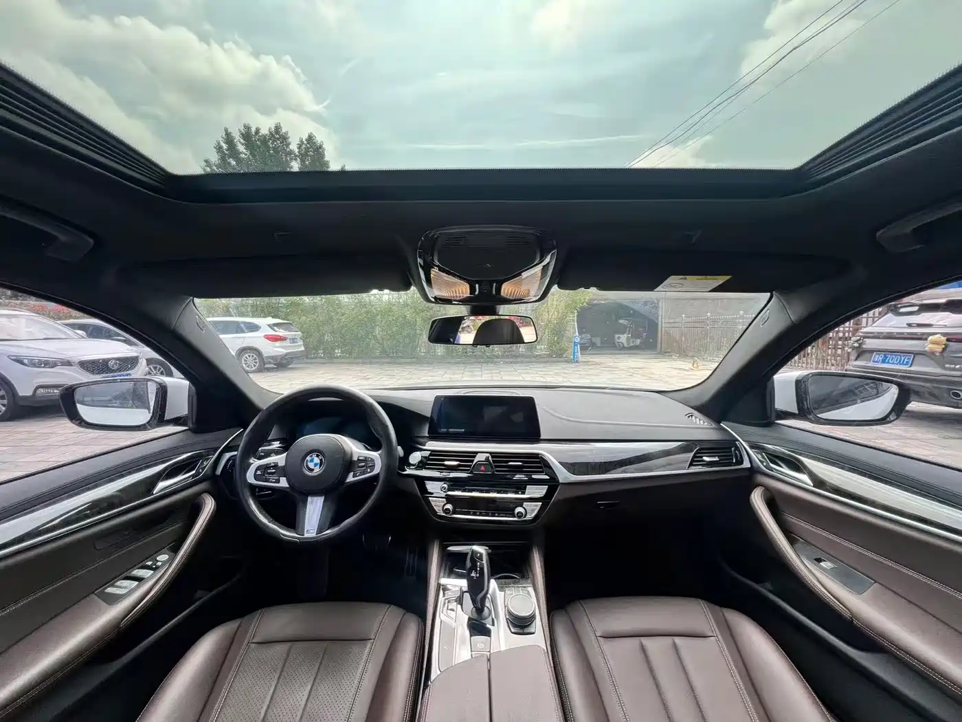 BMW 5 Series 2019 525Li M Sport Package фото 5