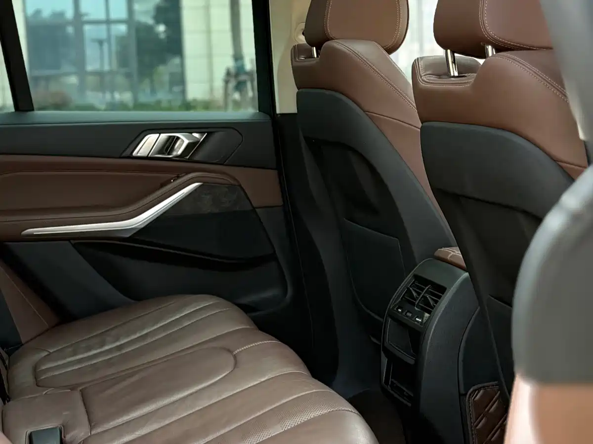 BMW X5 (Import) 2020 xDrive40i M Sport Package фото 7
